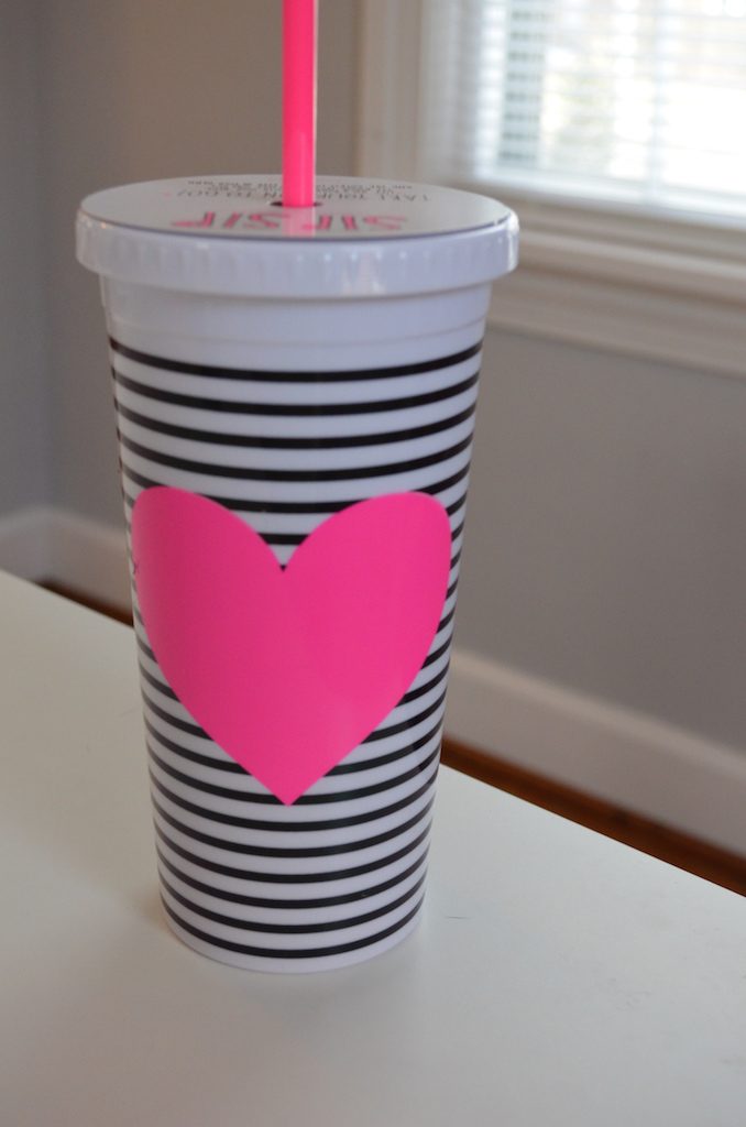 bando-heart-with-stripes-cup