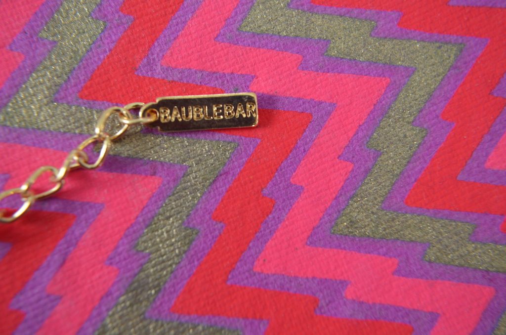 baublebar-logo-on-necklace