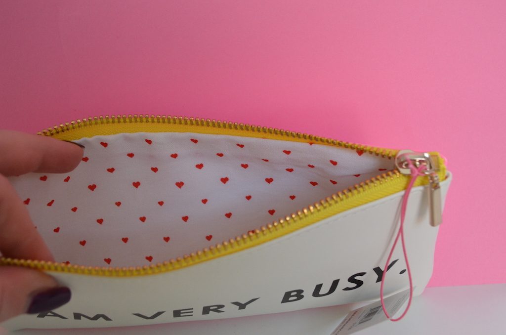 inside-bando-pencil-case