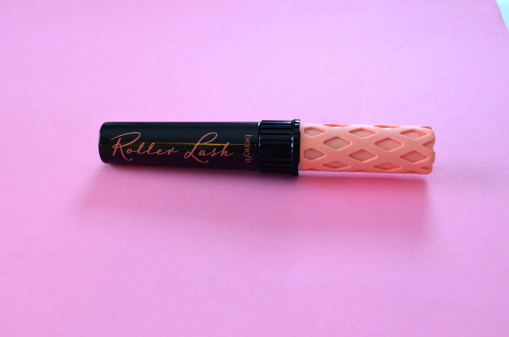 roller-lash-benefit-product-pink