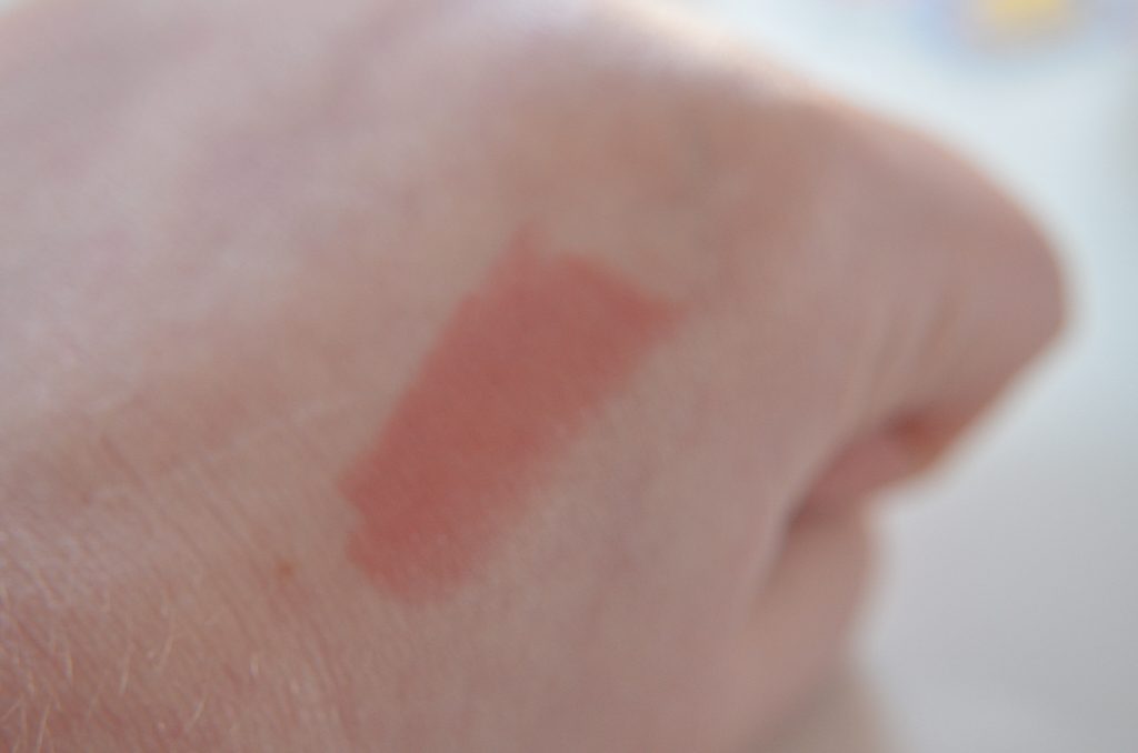 swatch-nyx-lipstick-march-ipsy