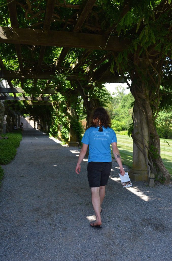 dustinexploringthegardensatbiltmore