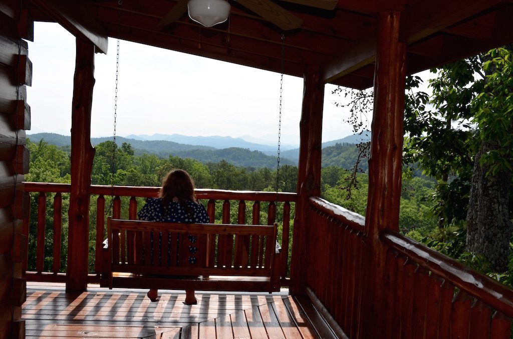 tiffanyonporchswinginpigeonforge